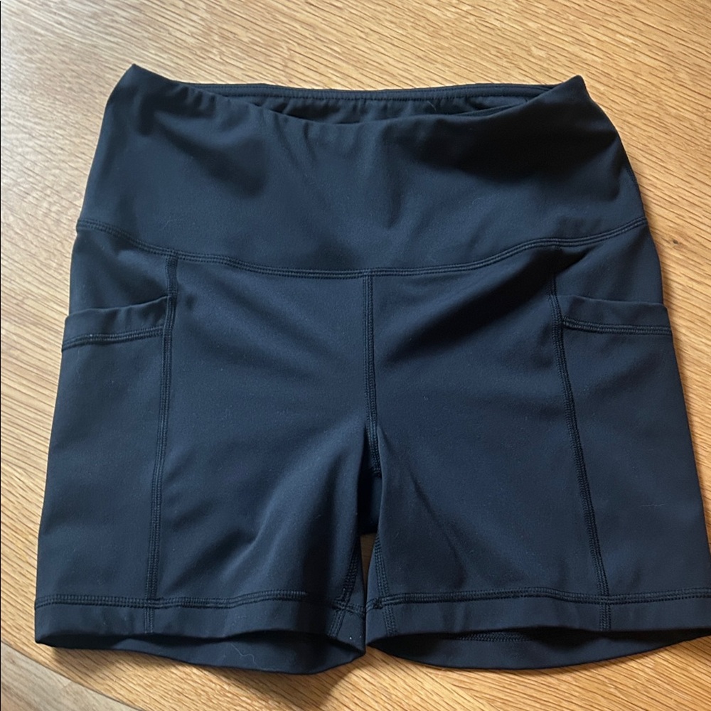 Yogalicious Black High-Rise Athletic Shorts with Side Pockets